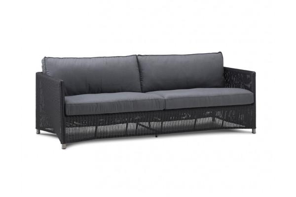 Cane-line Diamond tre-personers sofa i graphite grey med hynder
