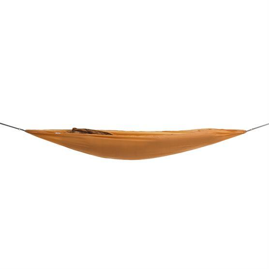 Orange Robens Trace Hammock UL ultralet hængekøje hængt op mellem to træer